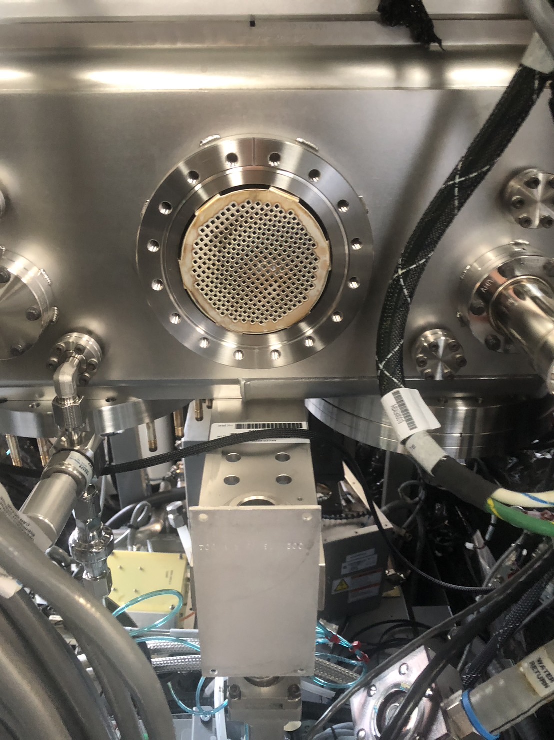 Used AMAT Endura CL IMP chamber mainframe & 2 chamber