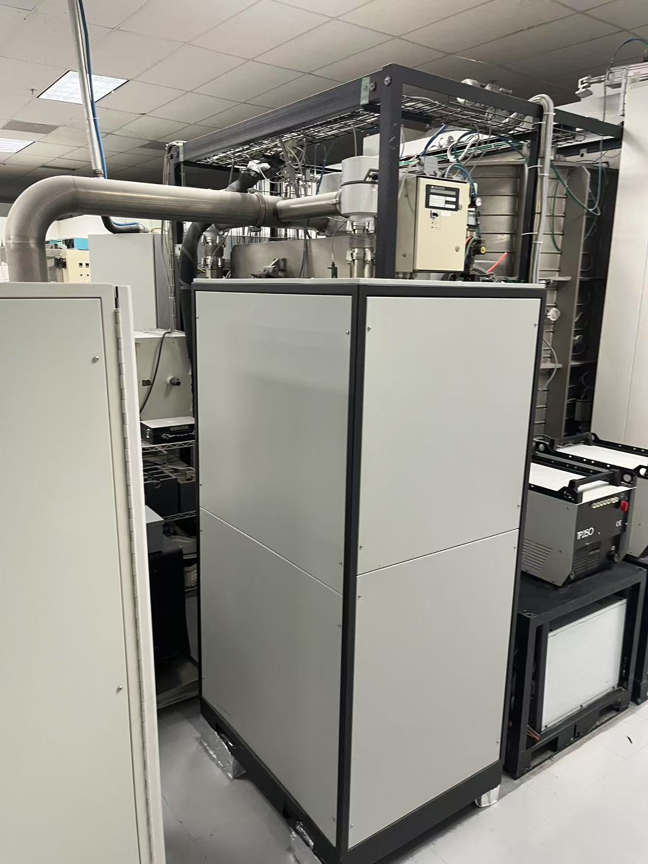 Used Leybold Optics SyrusPro 1510 Double APS Evaporator System