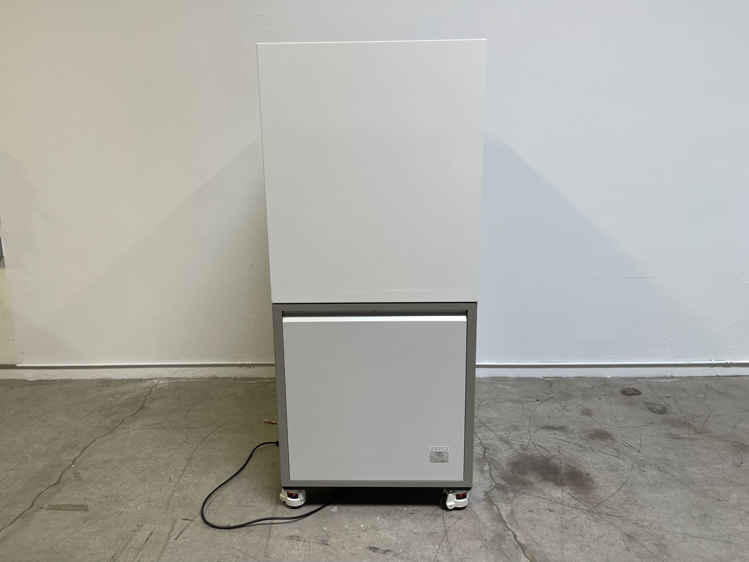 Used 2004 KLA-Tencor Candela C 2 Surface Analyzer