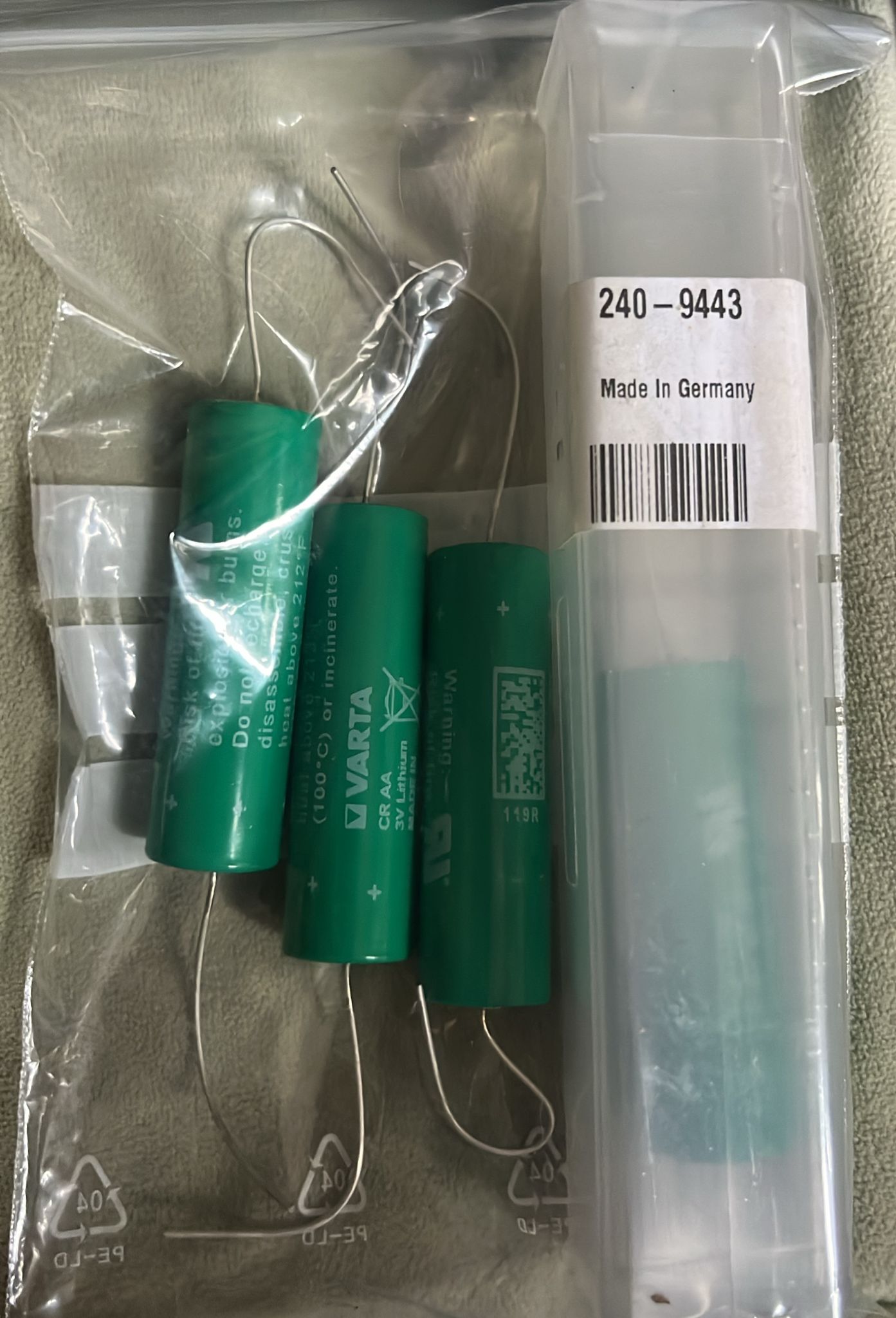 Used Applied Materials AMAT 240-9443 LITHIUM BATTERY 3V