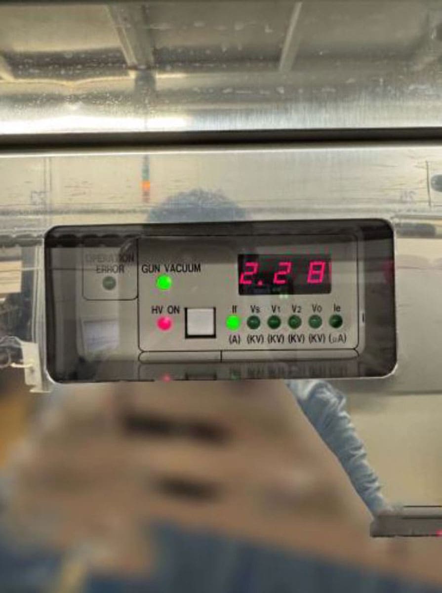 Used 996 Hitachi S-8820