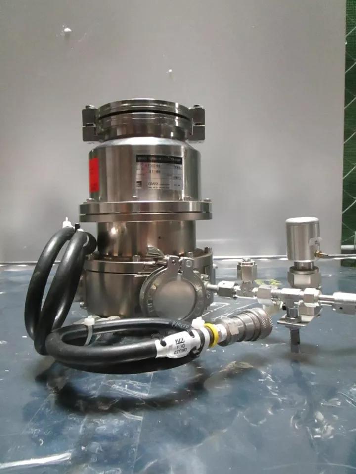 Used Ebara ET300WS TURBO MOLECULAR PUMP