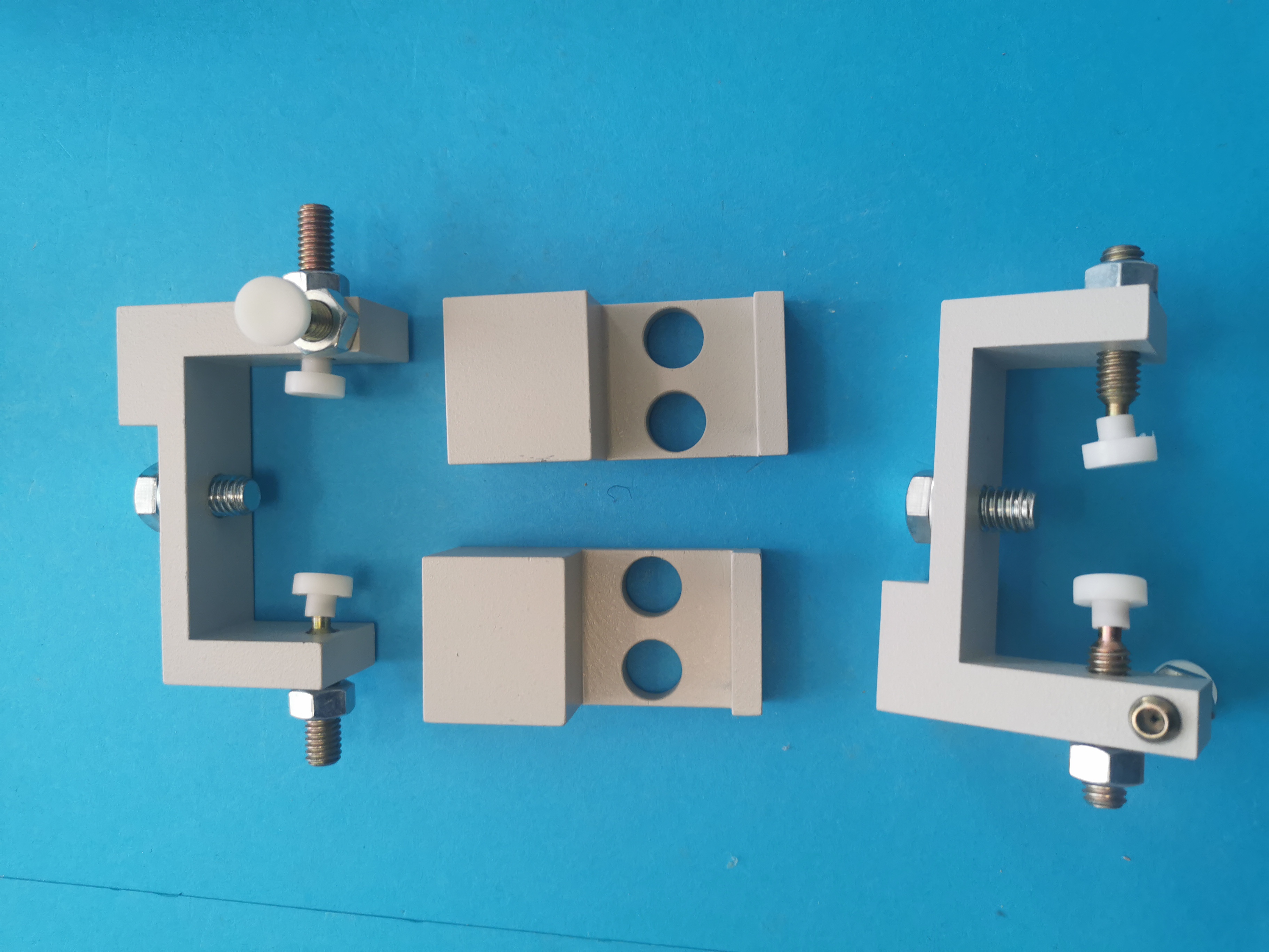 Used Axcelis 6200AV misc clamps