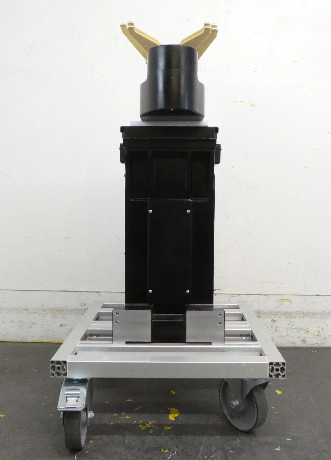 Used Kawasaki Kawasaki 3NT420B-B029 300mm Dual Blade Wafer Transfer Robot Broken End Effector