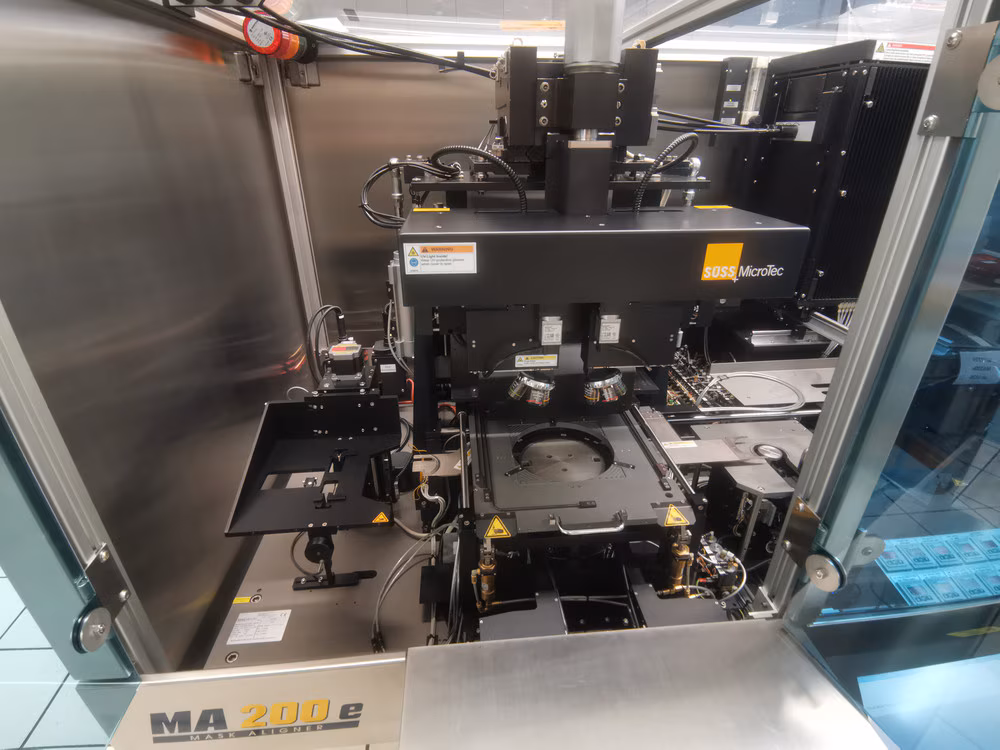 Refurbished Suss MA200E Mask Aligner