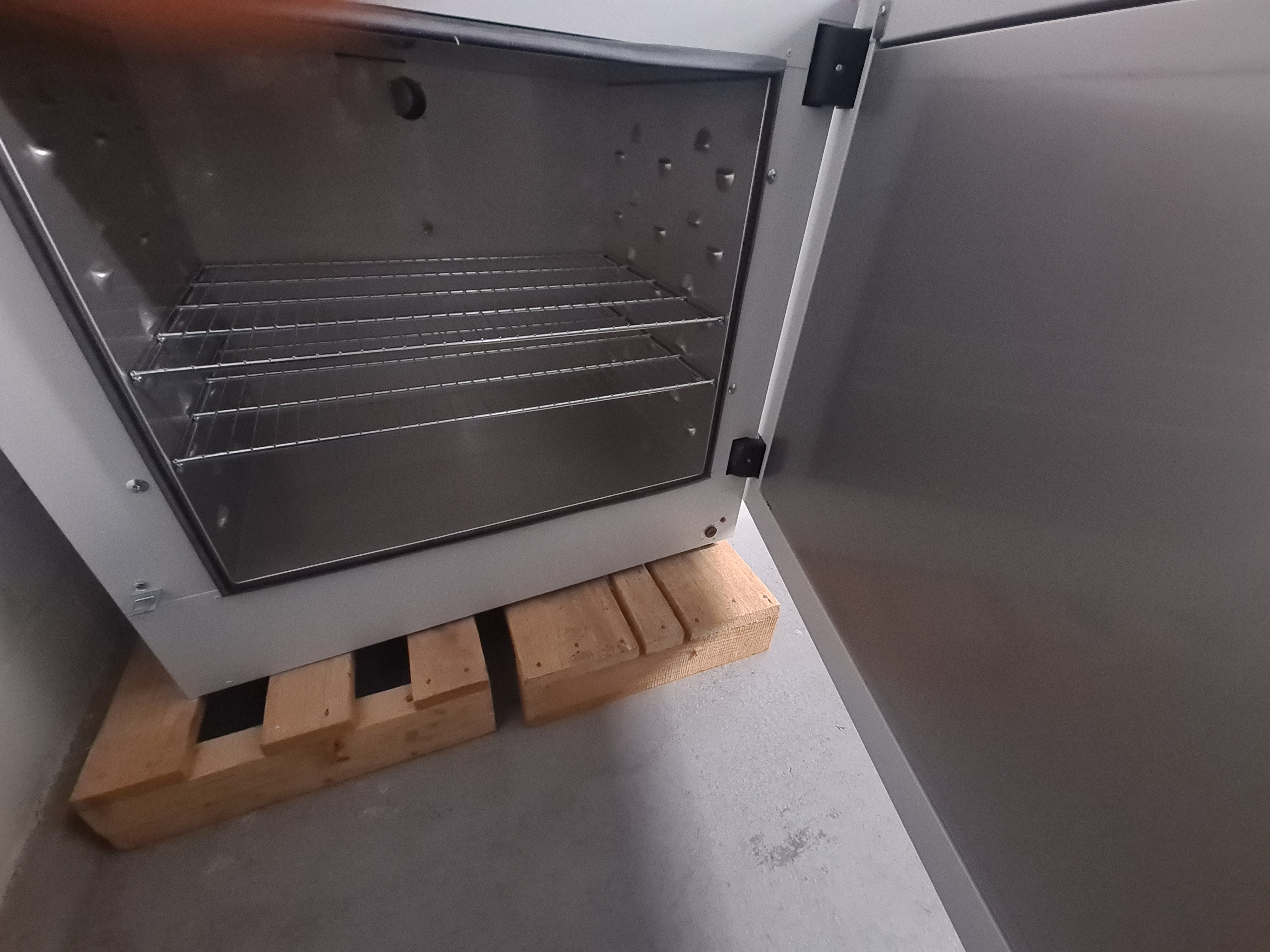 Used 2015 VWR DL 115 Dry Line