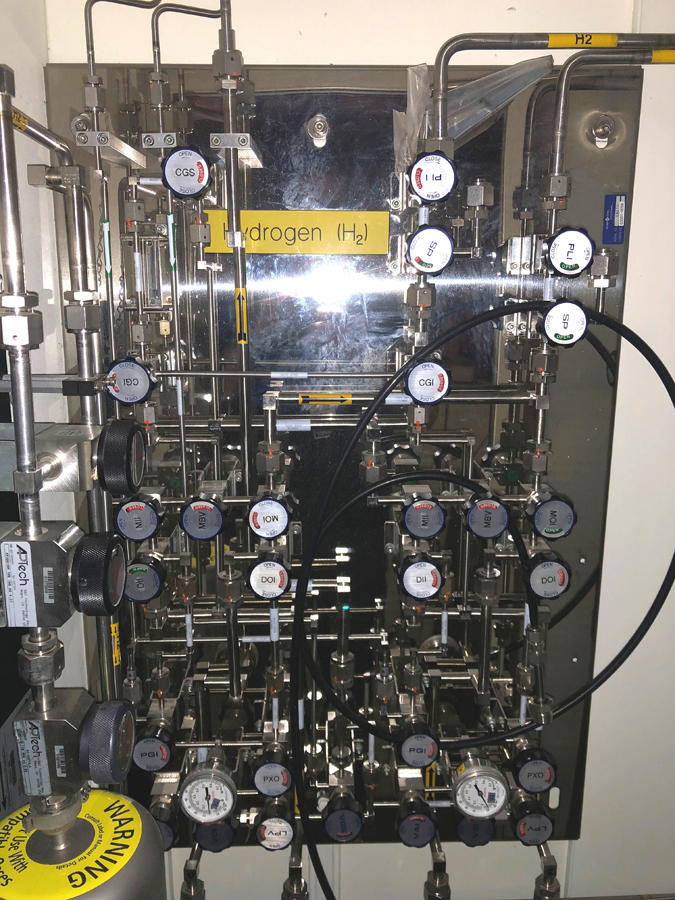 Used Aeronex Cryogenic H2 Gas Cabinet