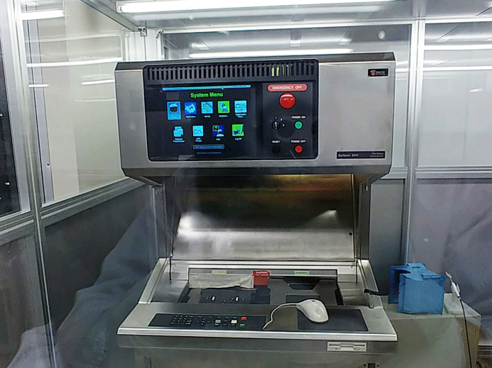 Used 1994 KLA Surfscan 6200 Particle Counter