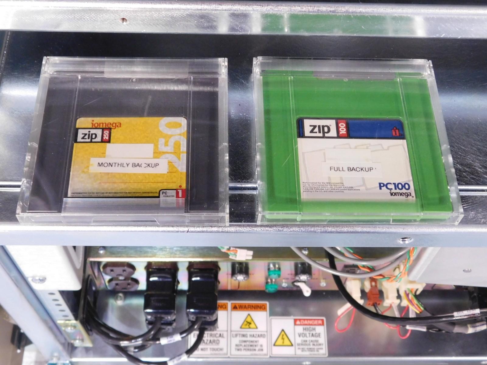 Used 1998 KLA TENCOR OmniMap RS75 TCA