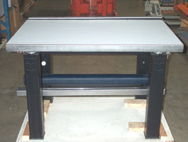 Used TECHNICAL MFG. CORP. MICRO-g 63-463, Vibration Isolation Table