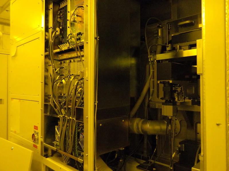 Used 2000 Canon FPA 3000 iW Stepper