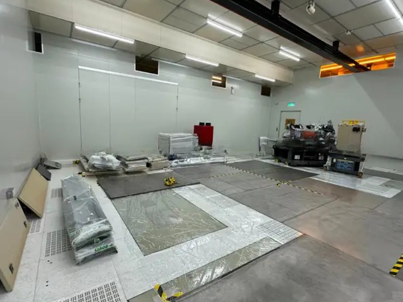 Refurbished 1999 Axcelis (Eaton) NV GSD-HE Ion Implanter