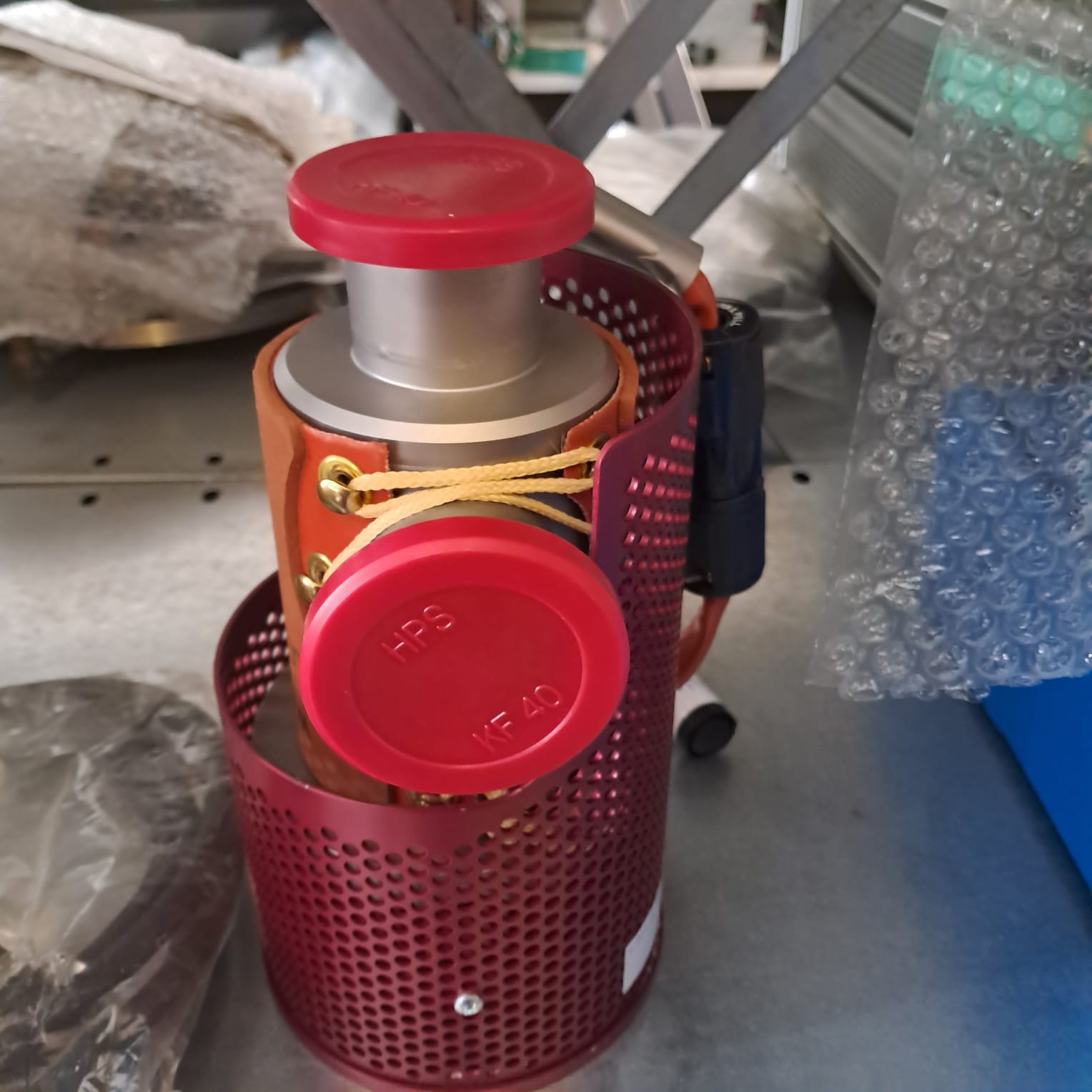 Used Applied Materials AMAT MKS 172-0040K-VA ANGLE VALVE WITH HEATED JACKET