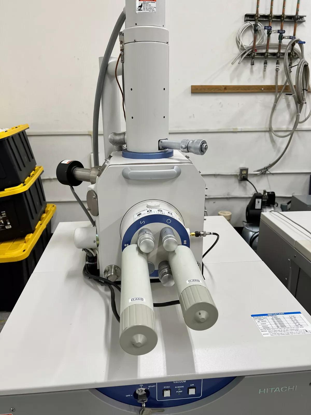 Used HITACHI S-3400N Scanning Electron Microscope