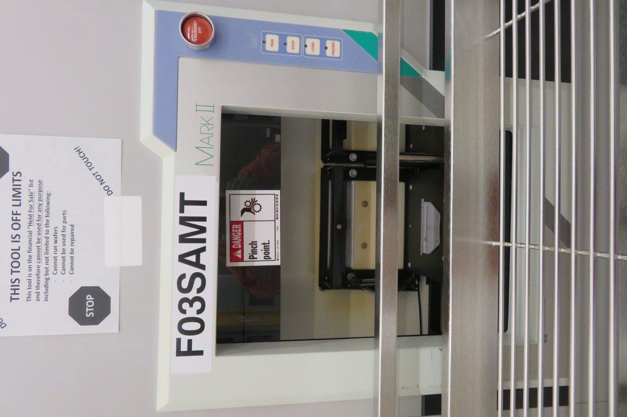 Used 1991 Applied Materials AMAT P-5000 Mark II DLH PECVD Silane