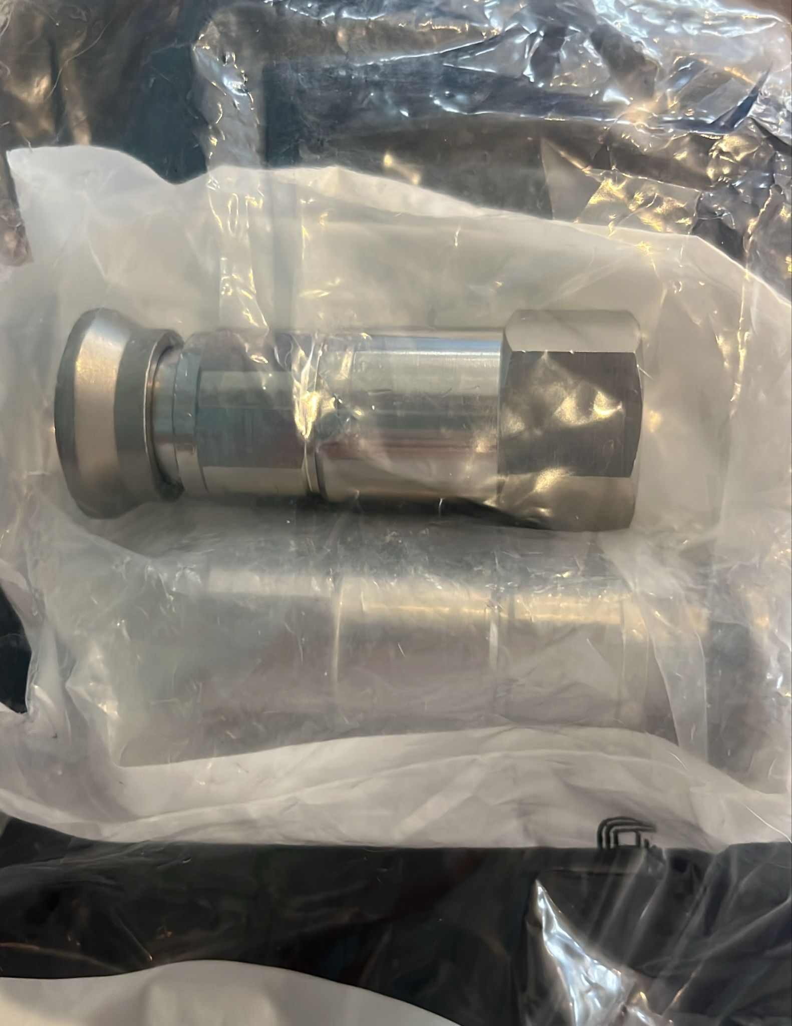 Used Applied Materials AMAT 3300-02287 #U#FTG CPLG QDISC 1-1/16BODY