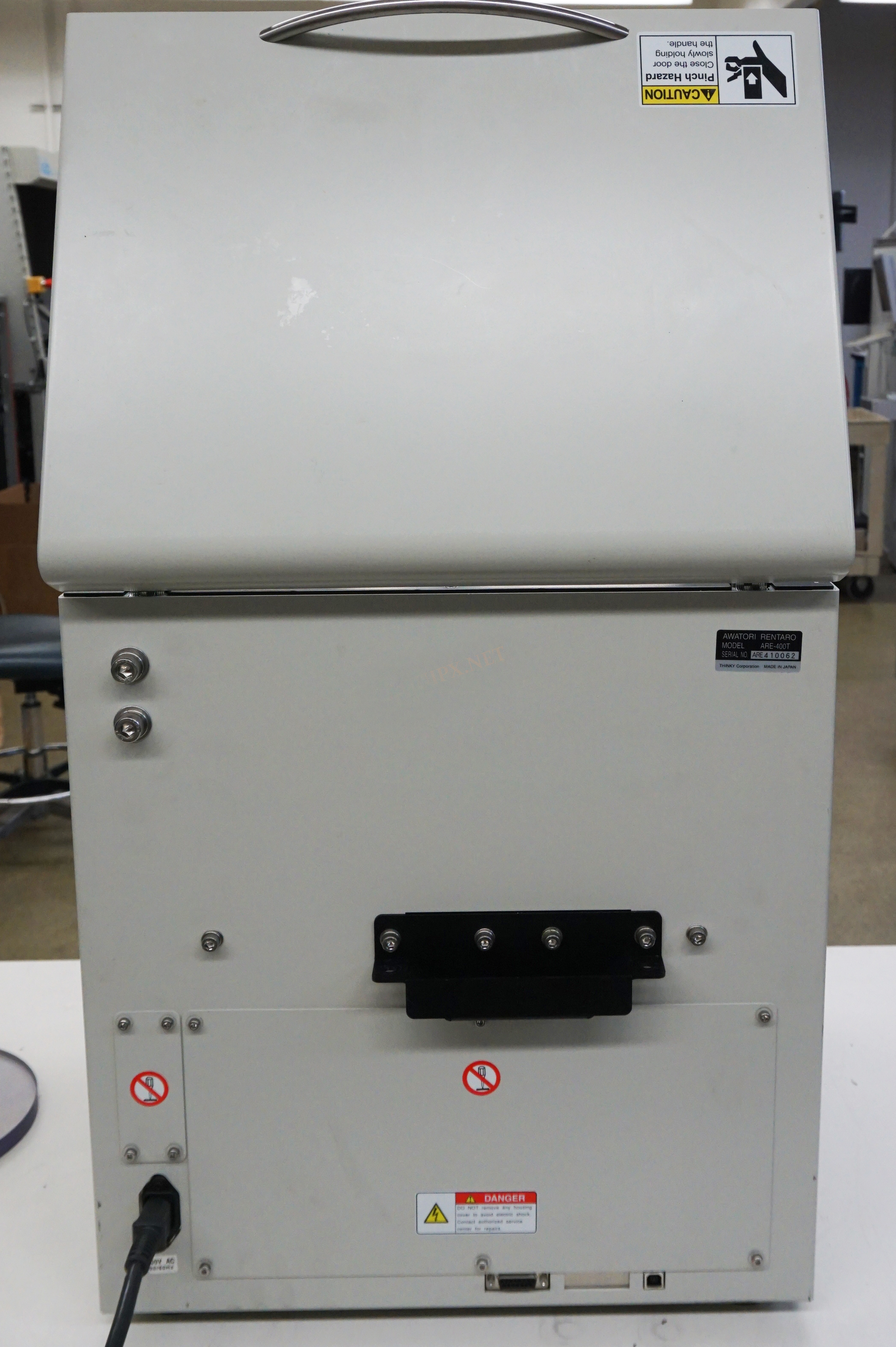 Used Thinky ARE-400T (TWIN) Planetary Mixer