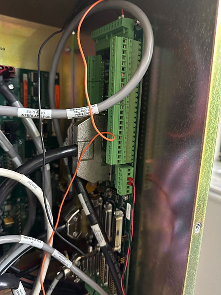 Used 2004 KLA Viper 2435