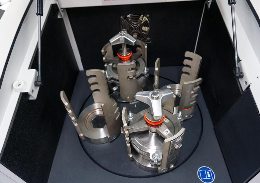 Used 2016 Retsch  PM400 Planetary Ball Mill with 4 Spider Clamps