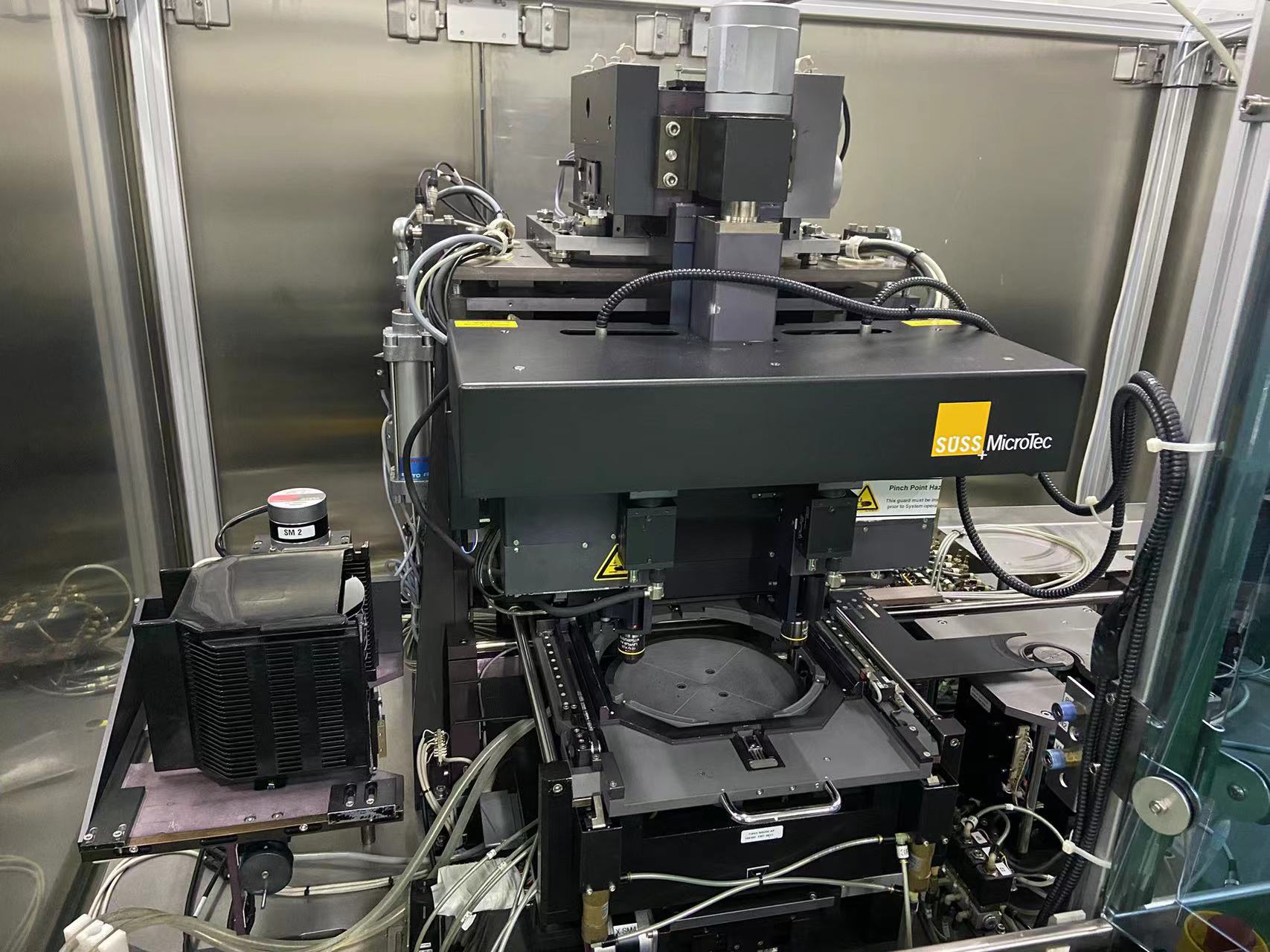 Used 2006 Suss MA300E Aligner