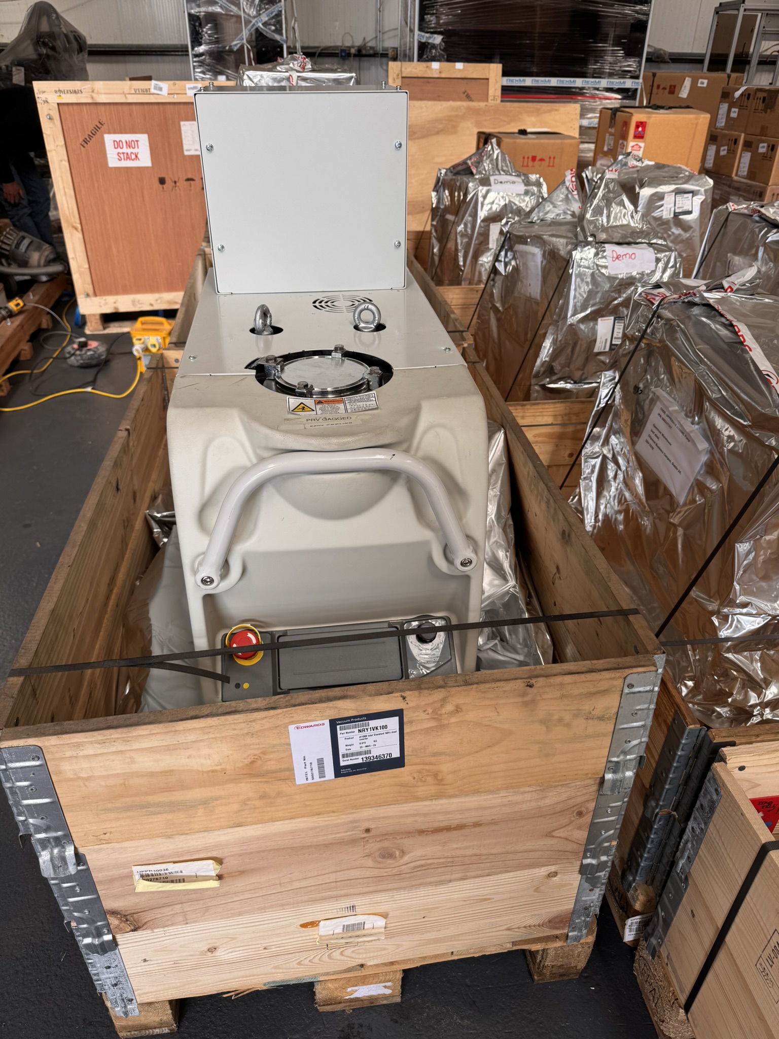 Refurbished Edwards IH1000 Vacuum Pump