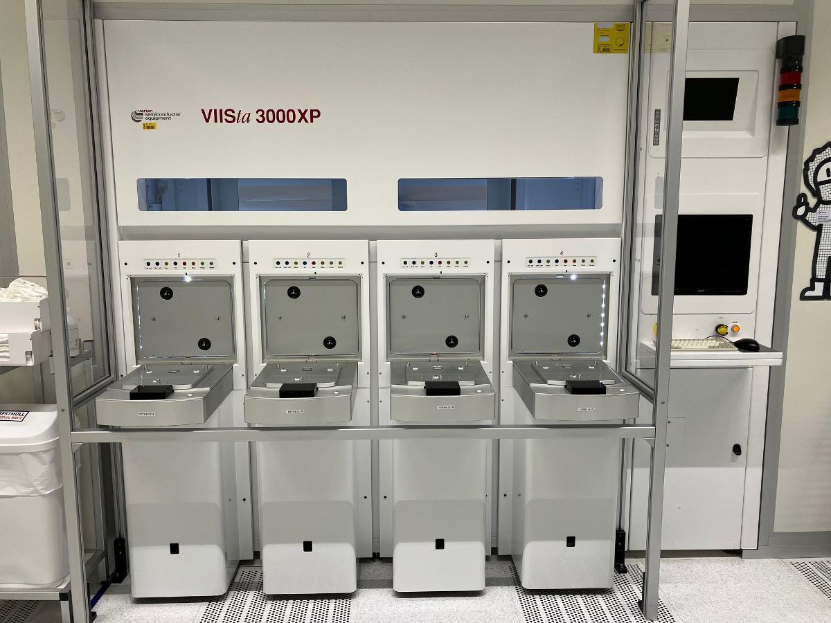 Used 2012 AMAT Varian VIIsta 3000XP