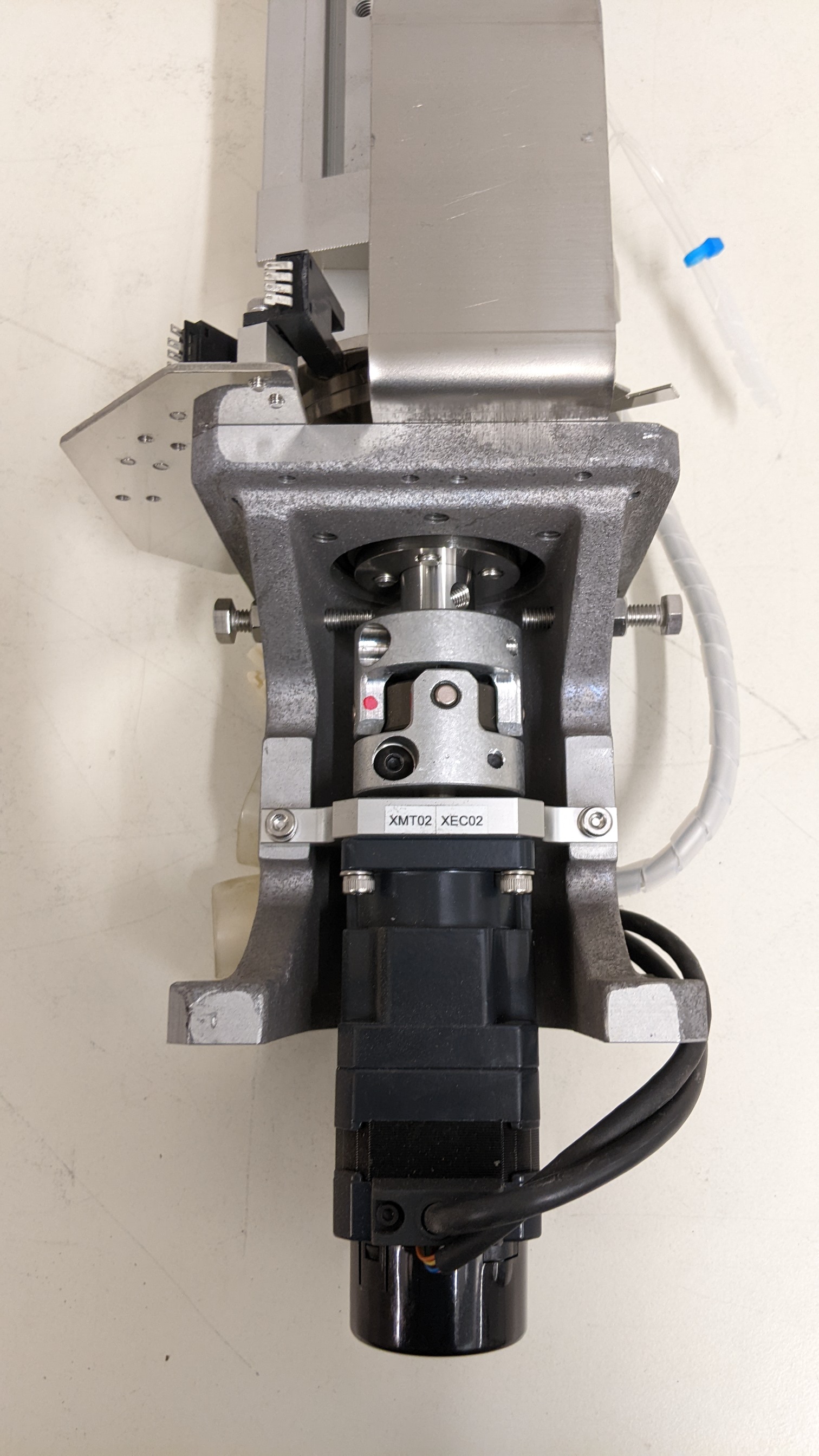 Used SMC & Oriental Motor Co., Ltd. MGP Compact Guide Cylinder / VEXTA 5 Phase Stepping Motor