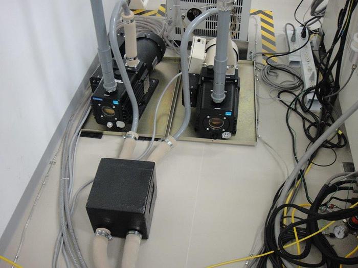 Used 1994 Hitachi S 4500 Scanning Electron Microscope with EDX for ...