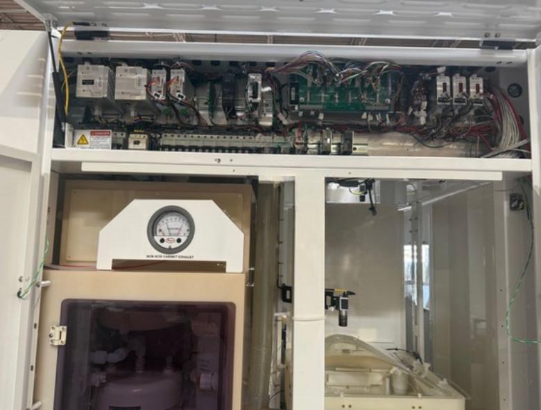 Used 2014 SSEC / VEECO M3303