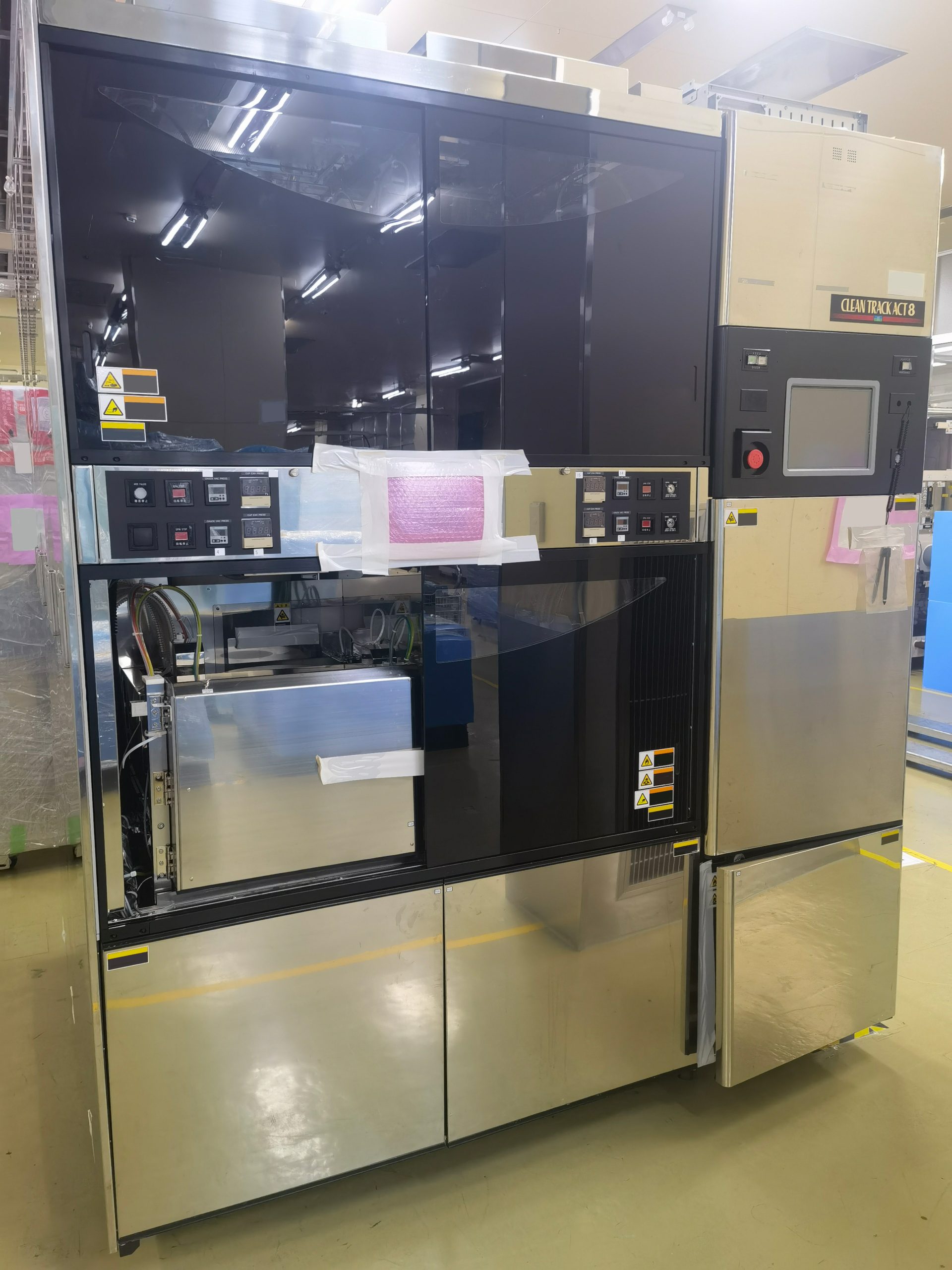 Used 2000 TEL Act 8 Coater / Developer