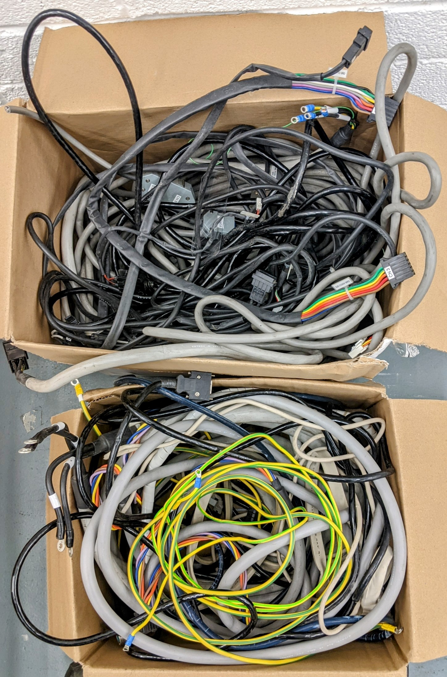 Used TEL Act 8 Part Miscellaneous Electrical Cables