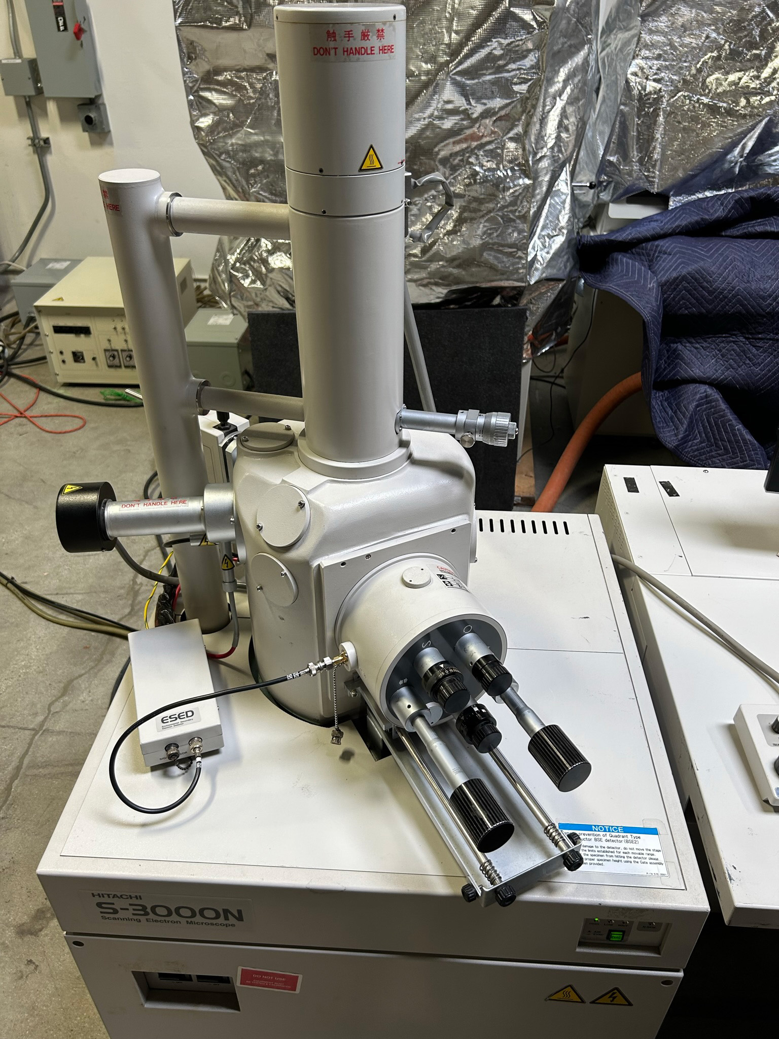 Used Hitachi S 3000 N Scanning Electron Microscope (SEM)