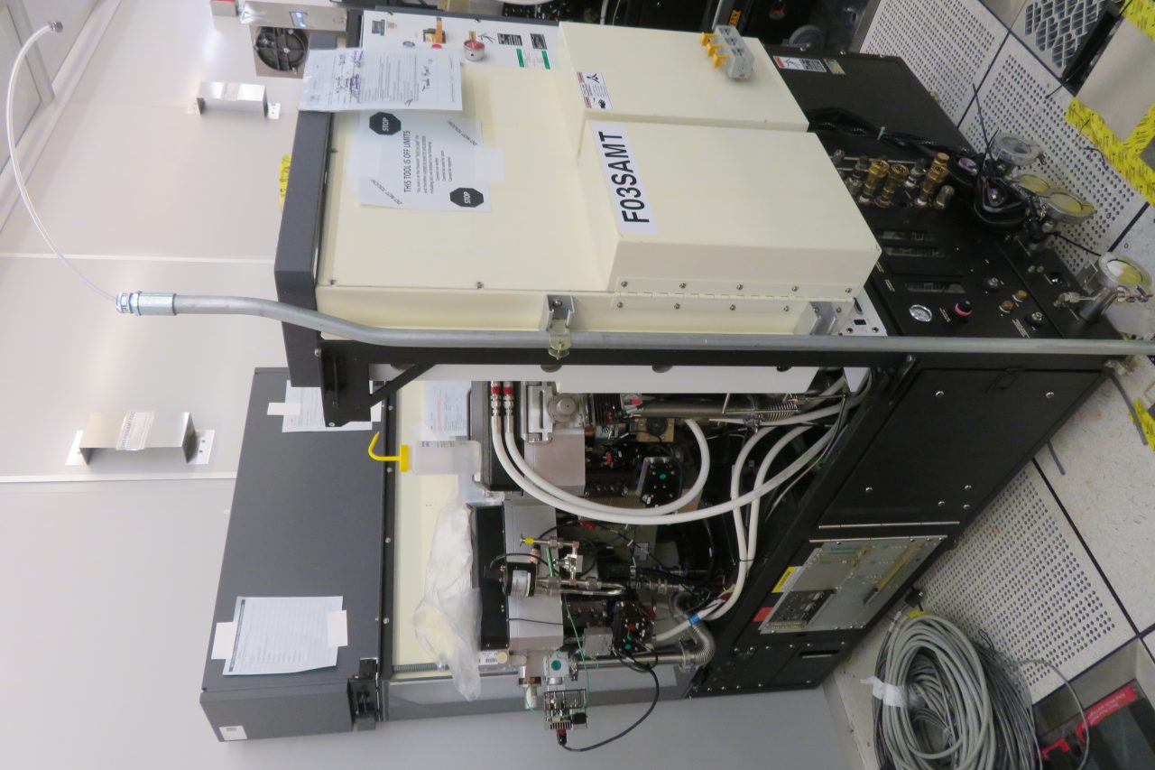 Used 1991 Applied Materials AMAT P-5000 Mark II DLH PECVD Silane