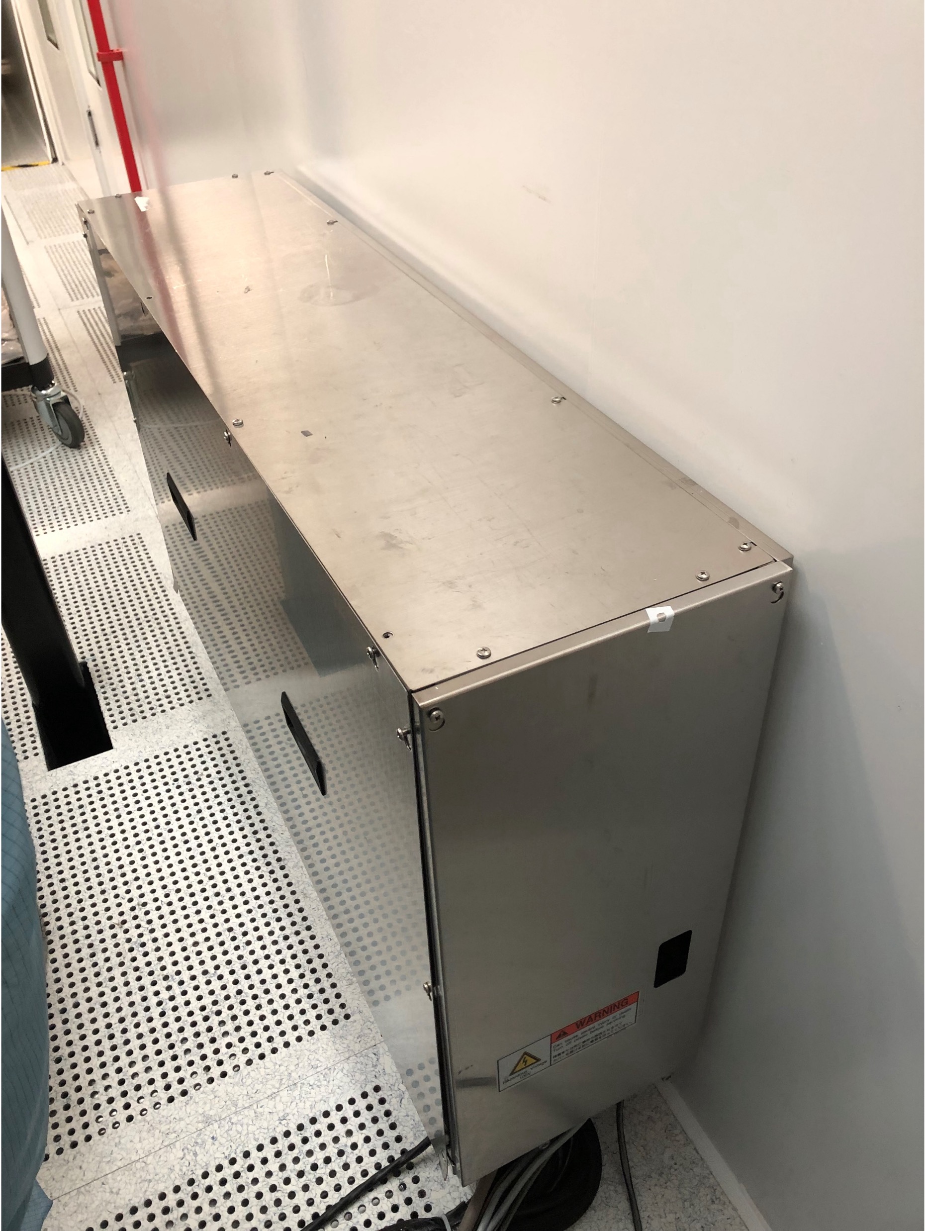 Used 2001 Hitachi S-9300 CD-SEM