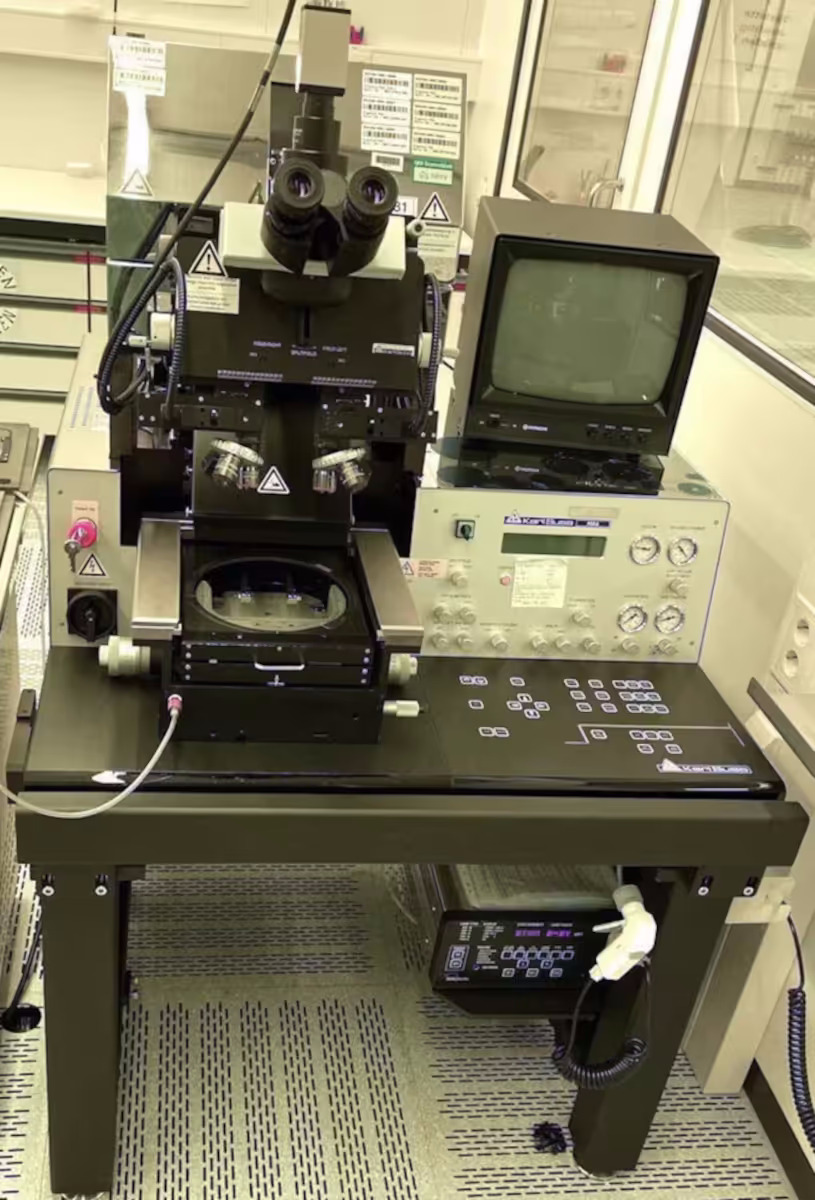 Used 2001 Karl Suss Microtec MA6 BA6 TSA BSA Mask Aligner