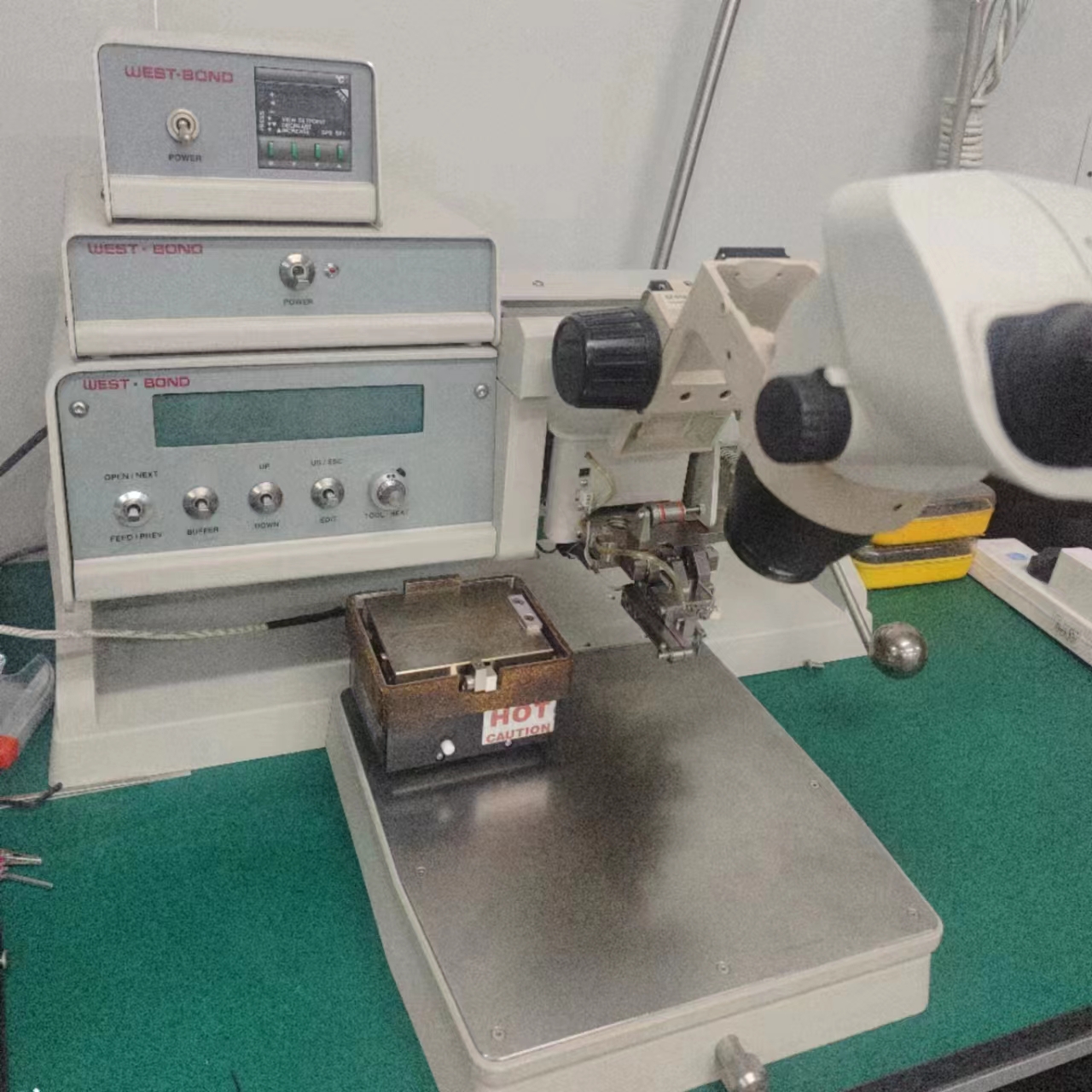 Used Westbond 7476E Convertible 45°/90° Feed Wedge Wire Bonder