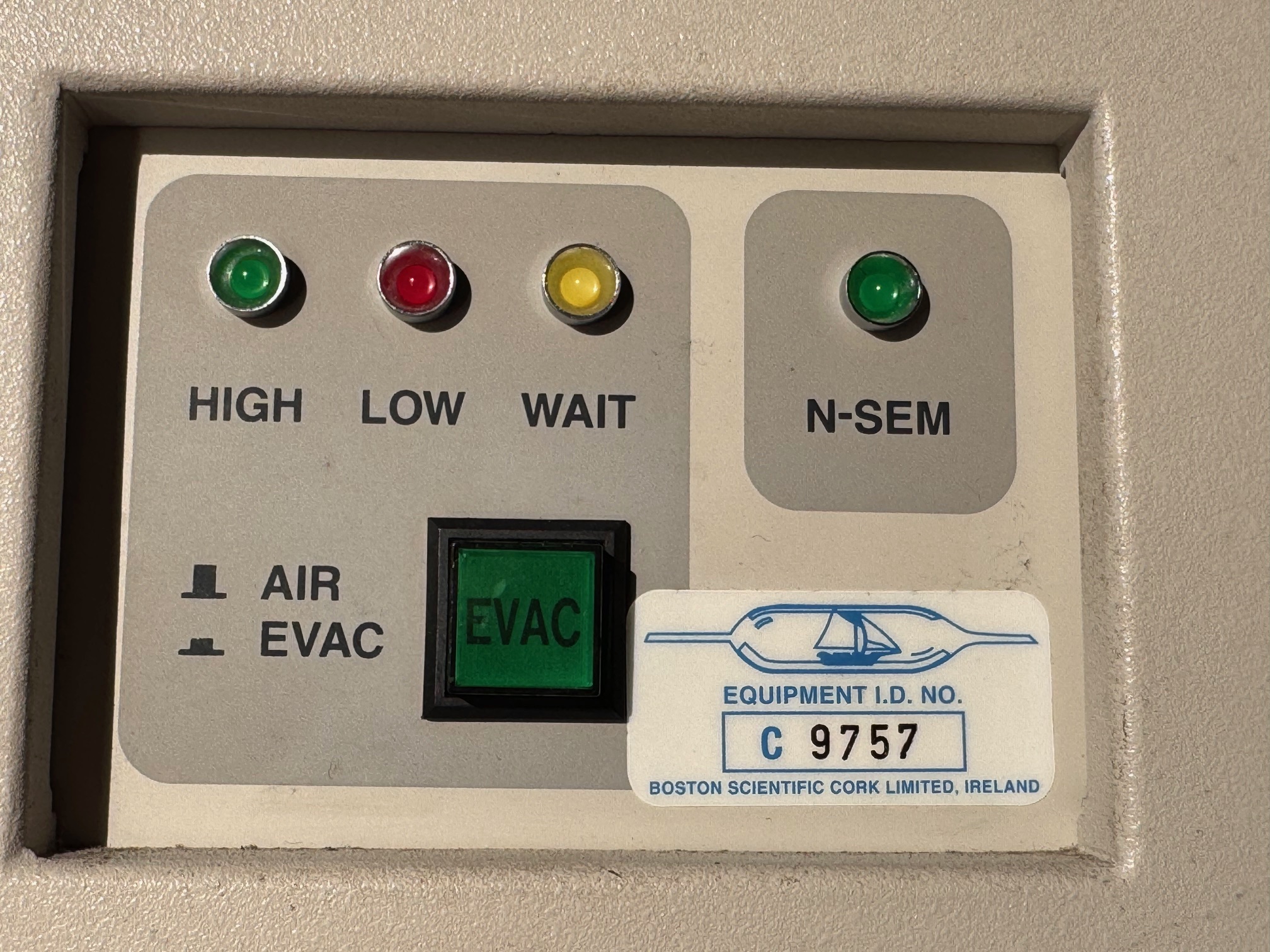 Used HITACHI S-3000N