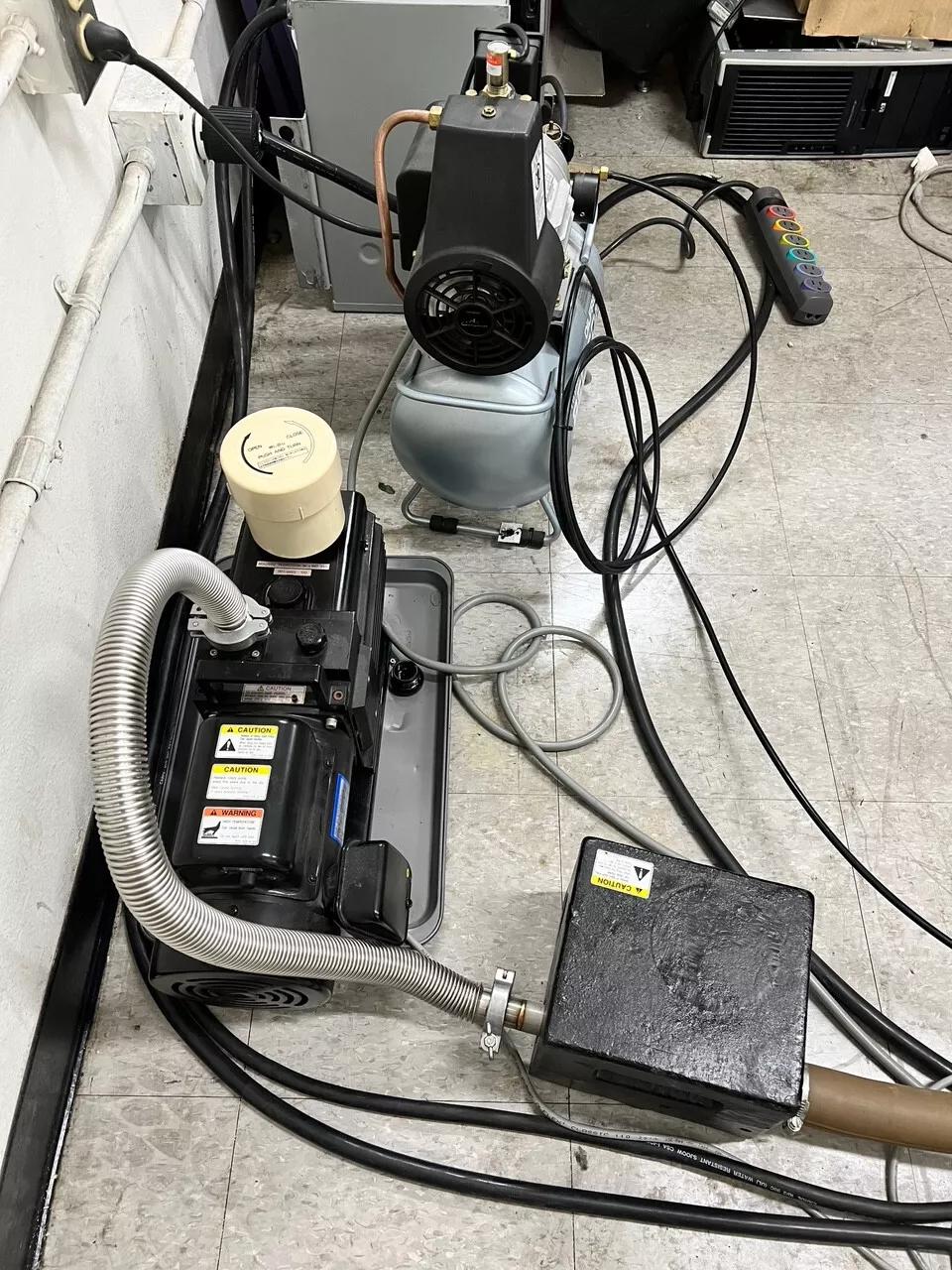 Used HITACHI S-3400N Scanning Electron Microscope