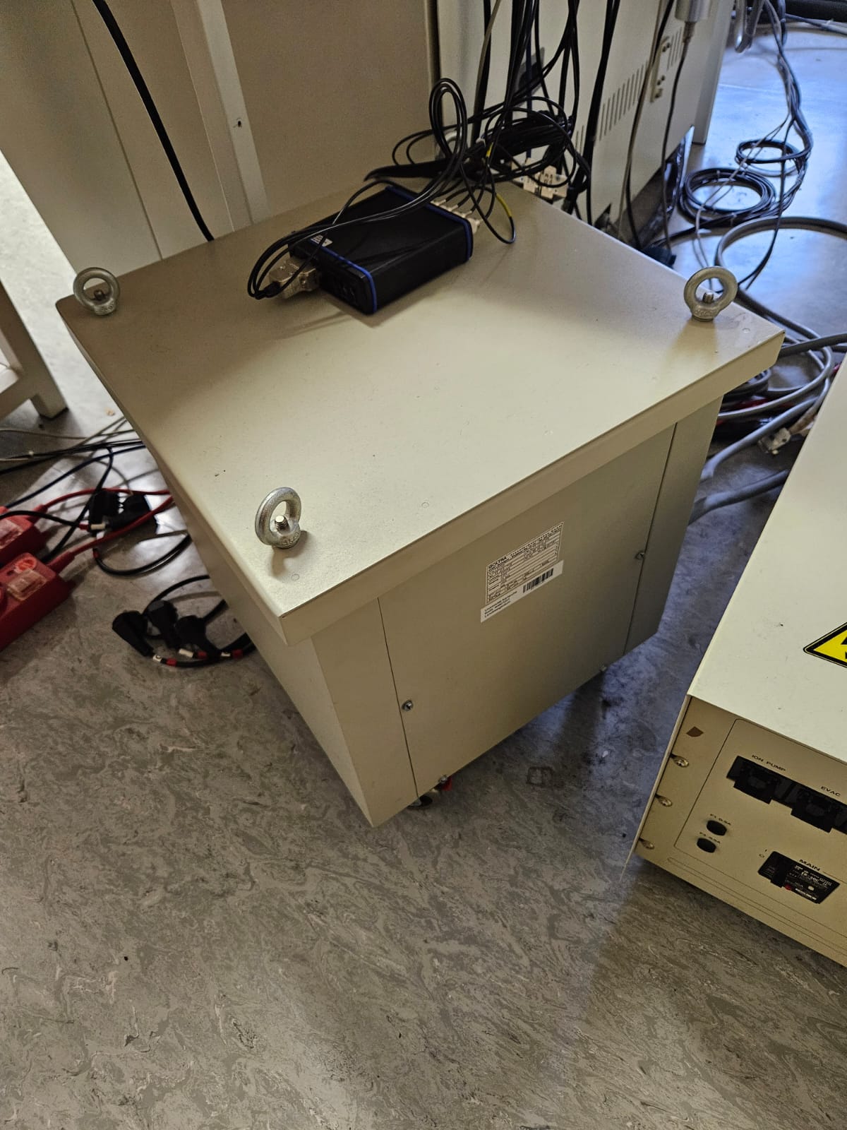 Used HITACHI S-4500 , Scanning electron microscope