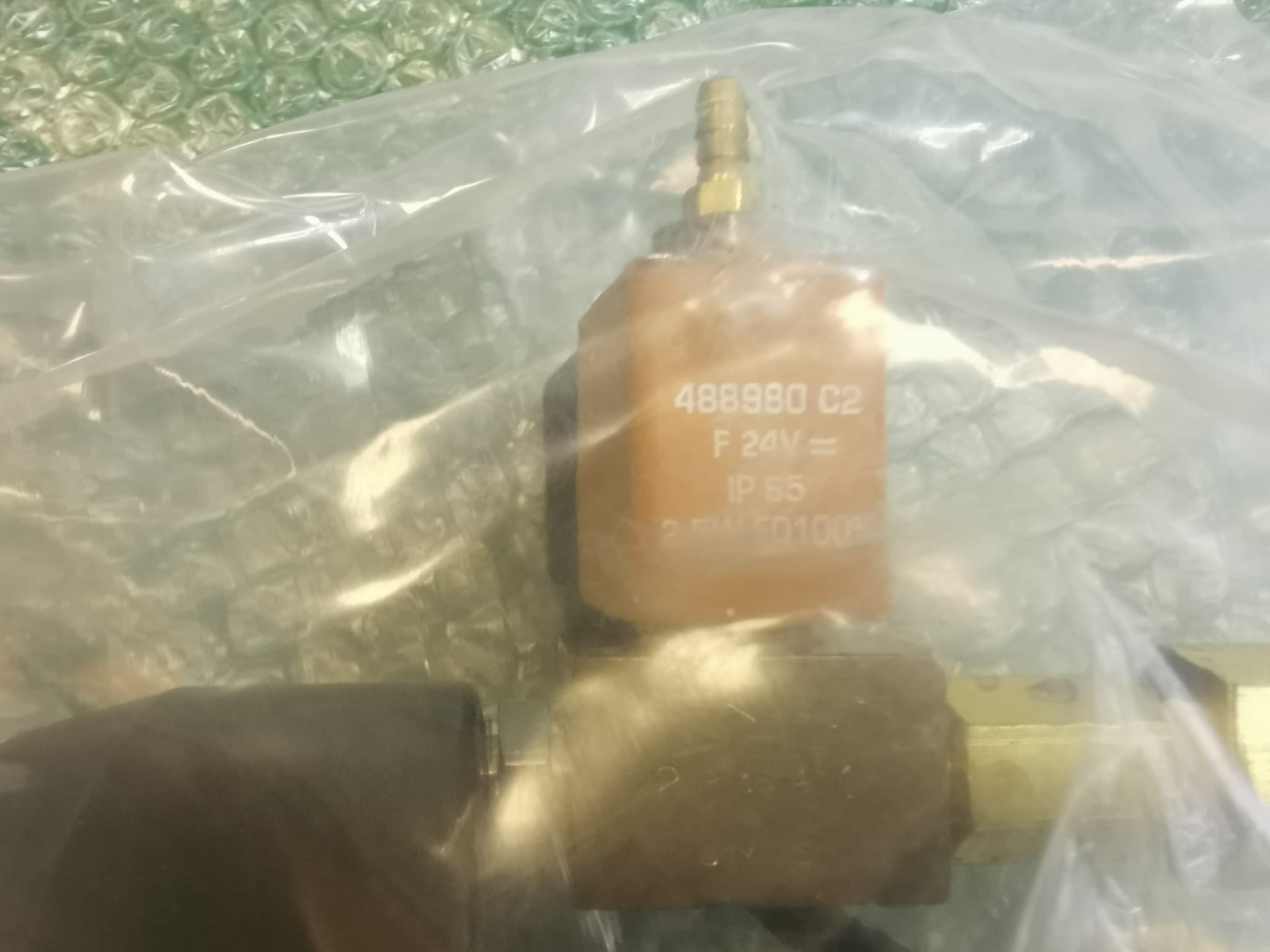 Used Eaton Nova 6200AV VAT Solenoid valve Assy