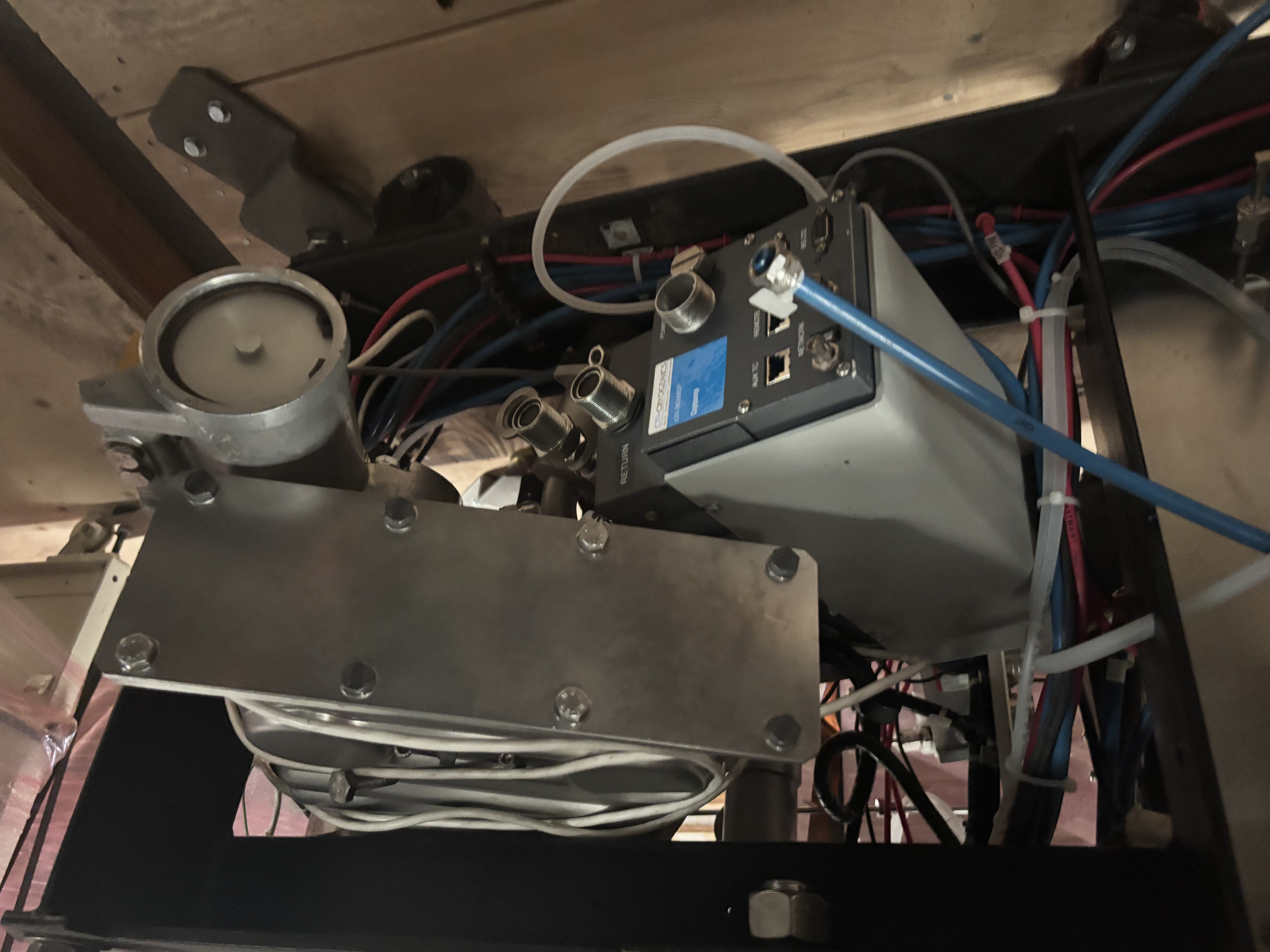 Used Veeco Microtech RF-350 Ion Beam System