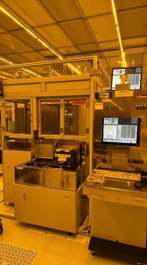 Used 2000 Hitachi S9220