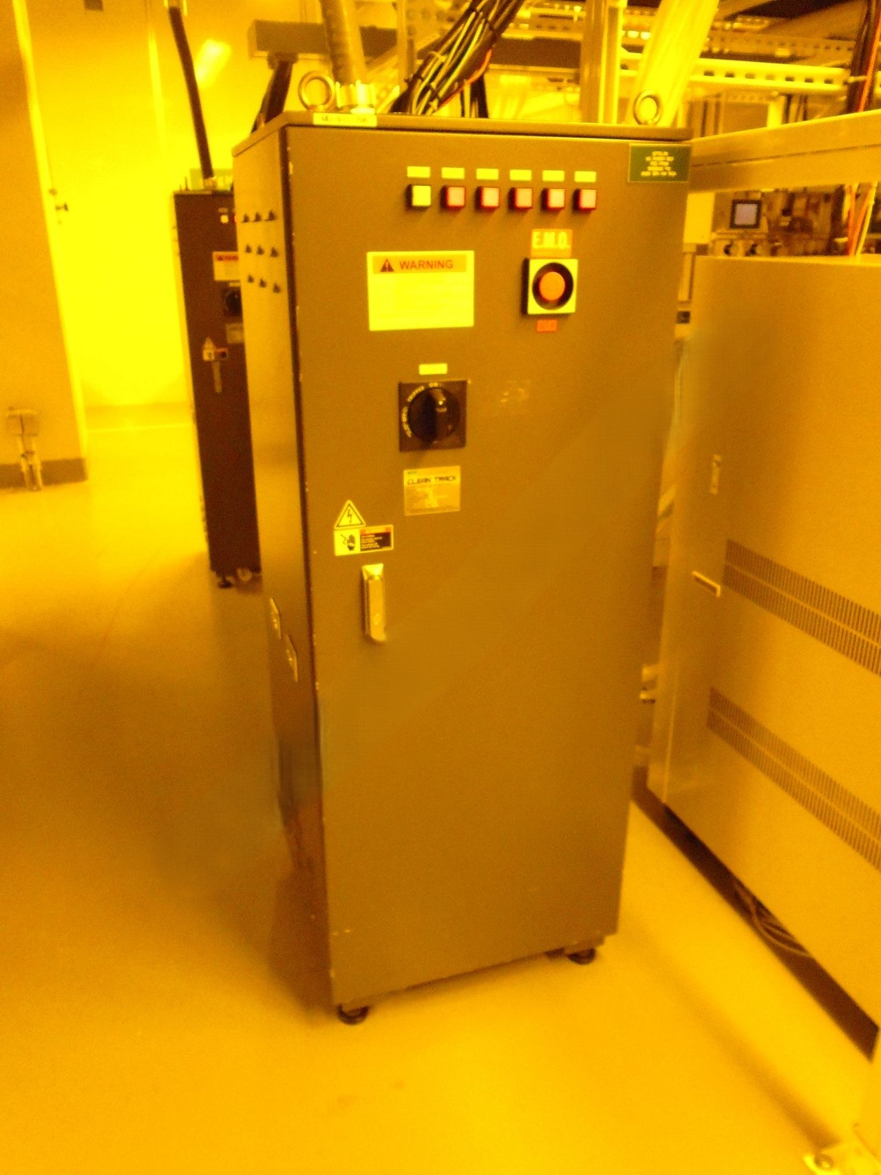 Used TEL CLEAN TRACK ACT 8 SINGLE BLOCK