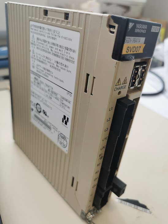 Used Yaskawa servo drive SDGV-IR6A11A