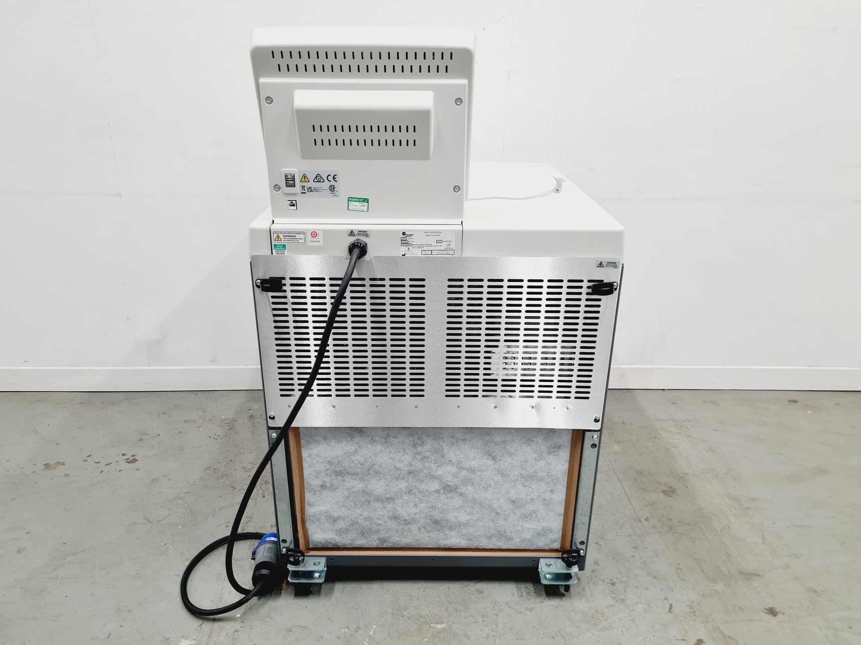 Used 2023 Beckman Coulter Avanti JXN-26 Centrifuge with JCF-Z Rotor 20000rpm Lab