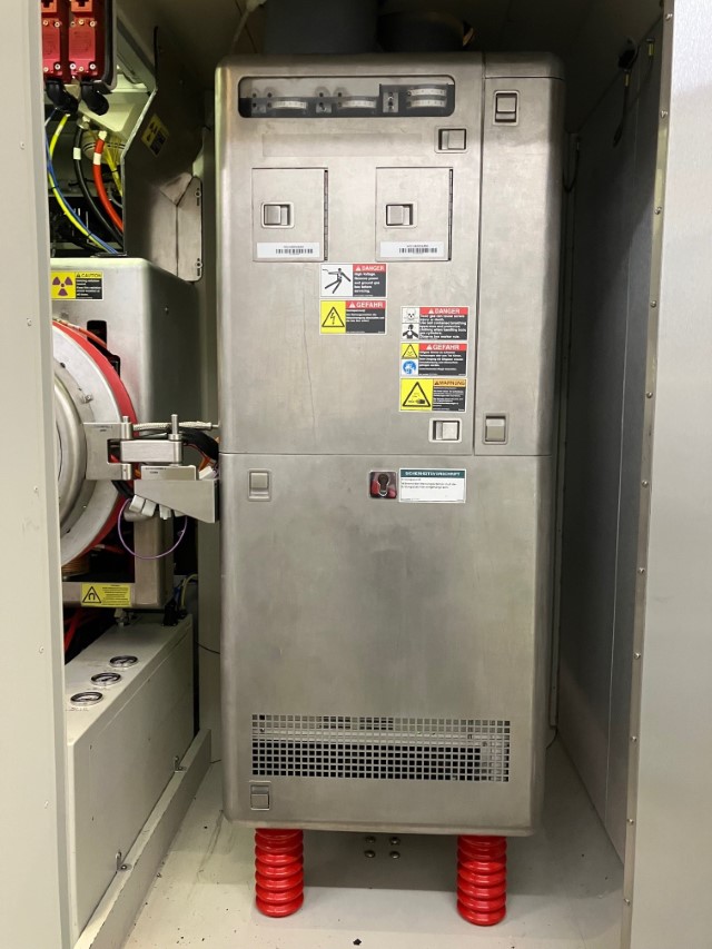 Used 2006 Varian VIIsion 200+