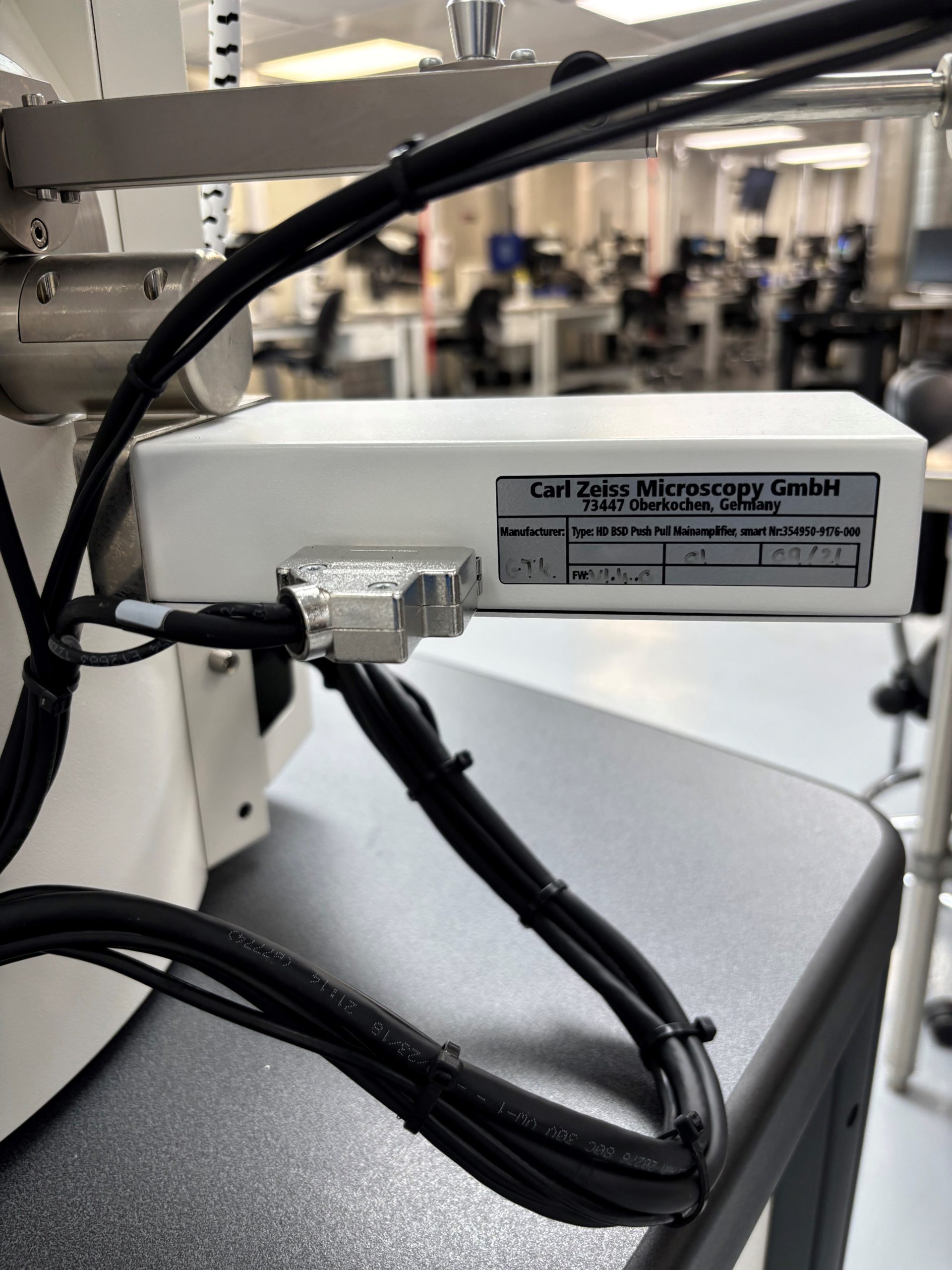 Used Zeiss Sigma 300 VP FE-SEM