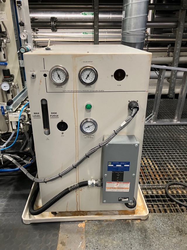 Used 2006 Varian VIIsion 200+