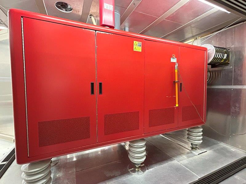 Used 2000 Varian E500 EHPI