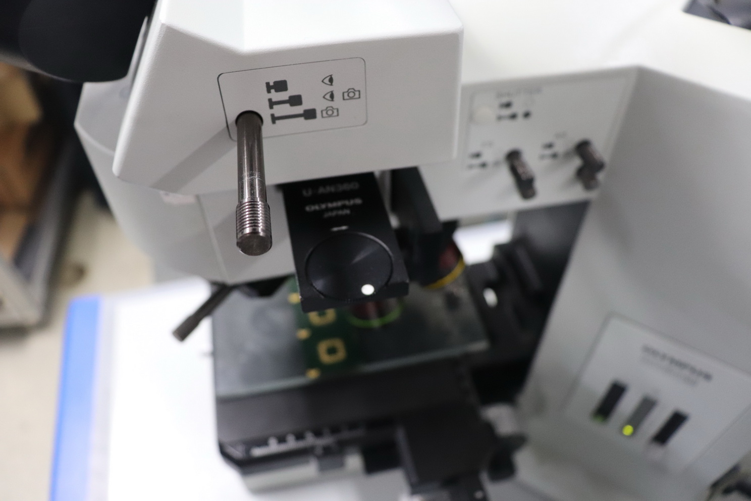 Used OLYMPUS BX60MF5 Trinocular Microscope